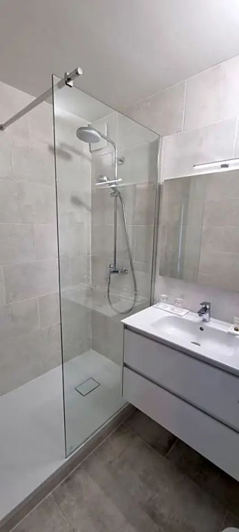 Le Pradet Hotel - Chambres