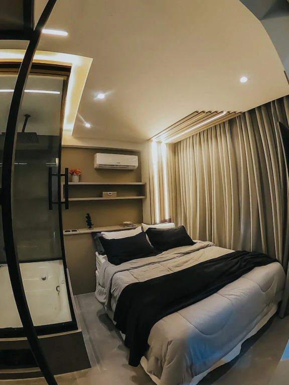 Luxury Suite