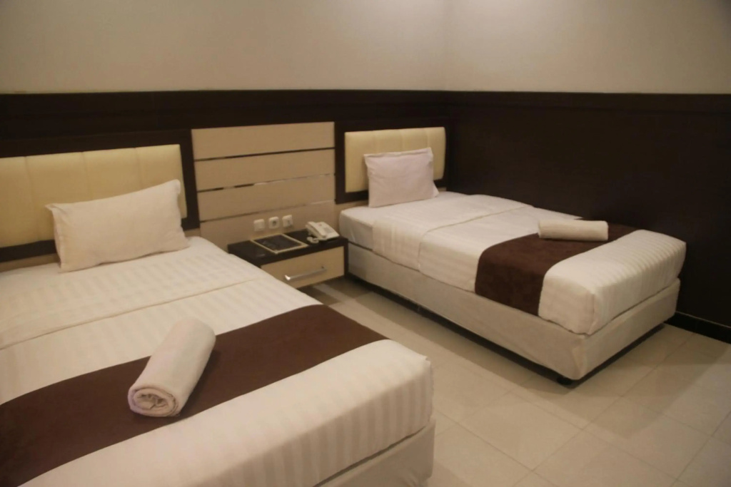 Puri Senggigi Hotel — 3