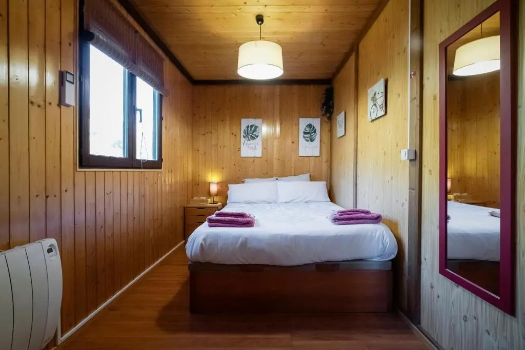 Casa rural La Canadiense Log Cabin