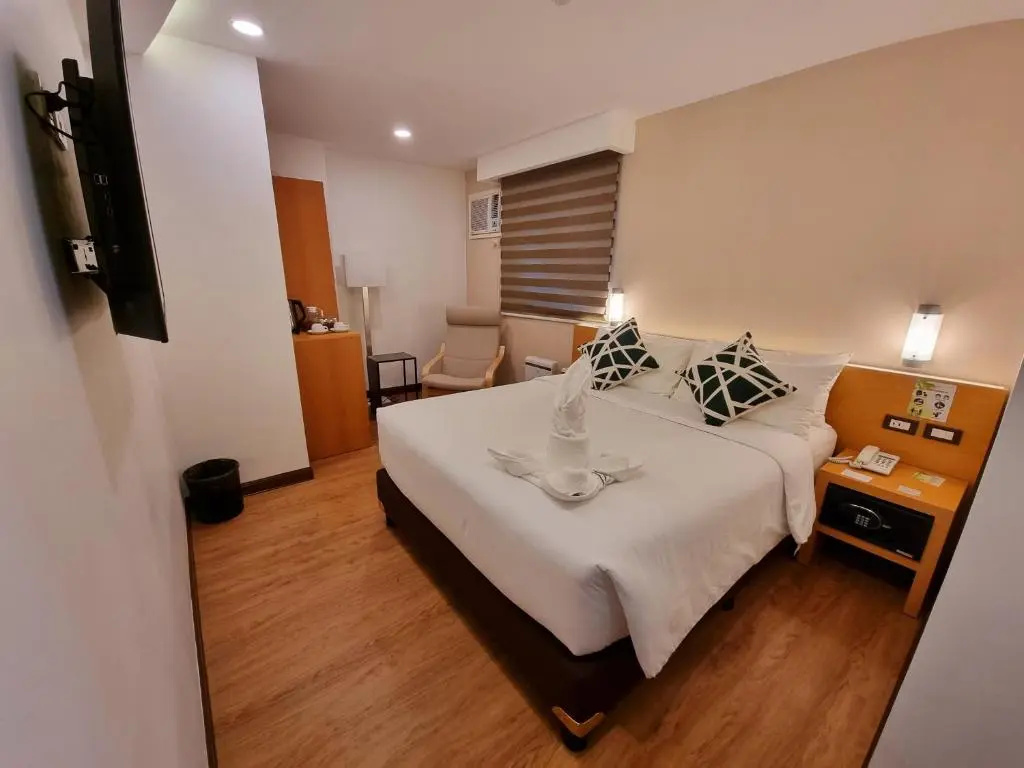 Deluxe Suite