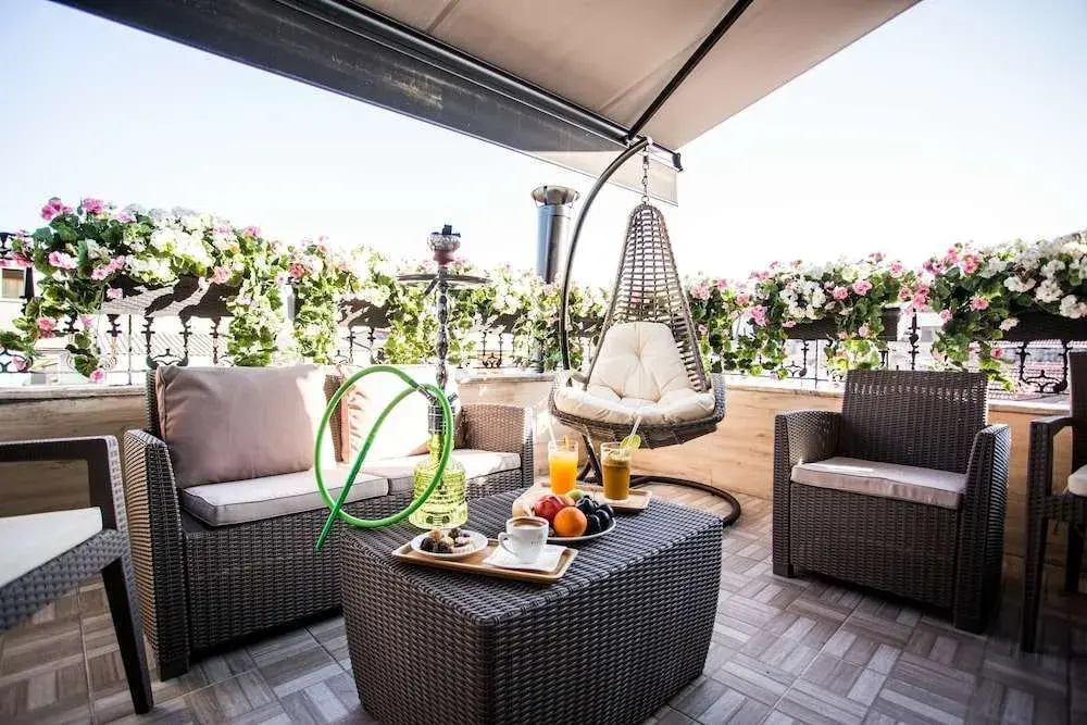 Balcony & Terrace