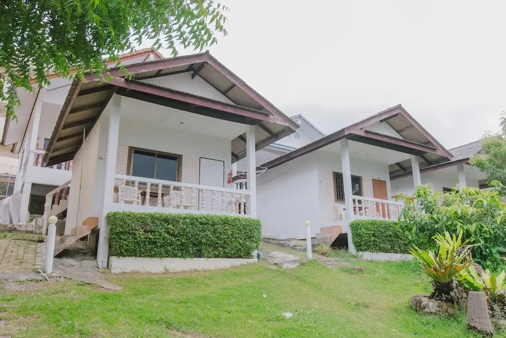 Бунгало Standard с балконом в Kataonsea Bungalows