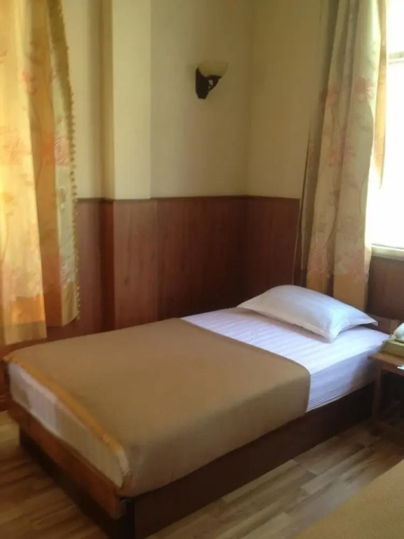 Jade Garden Hotel - Chambres