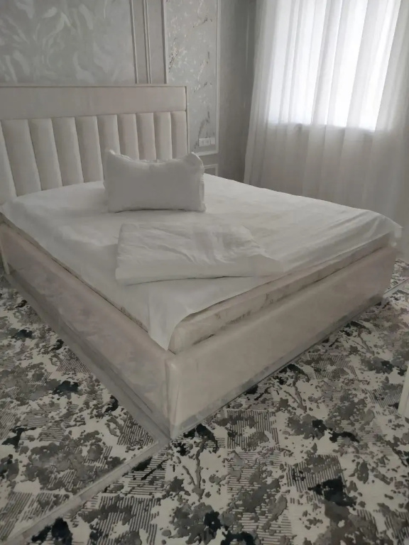 Double Suite (full double bed)