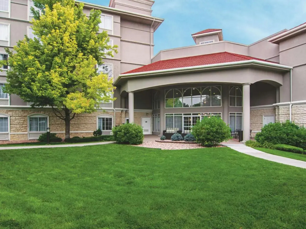 La Quinta Inn & Suites by Wyndham Denver Airport DIA