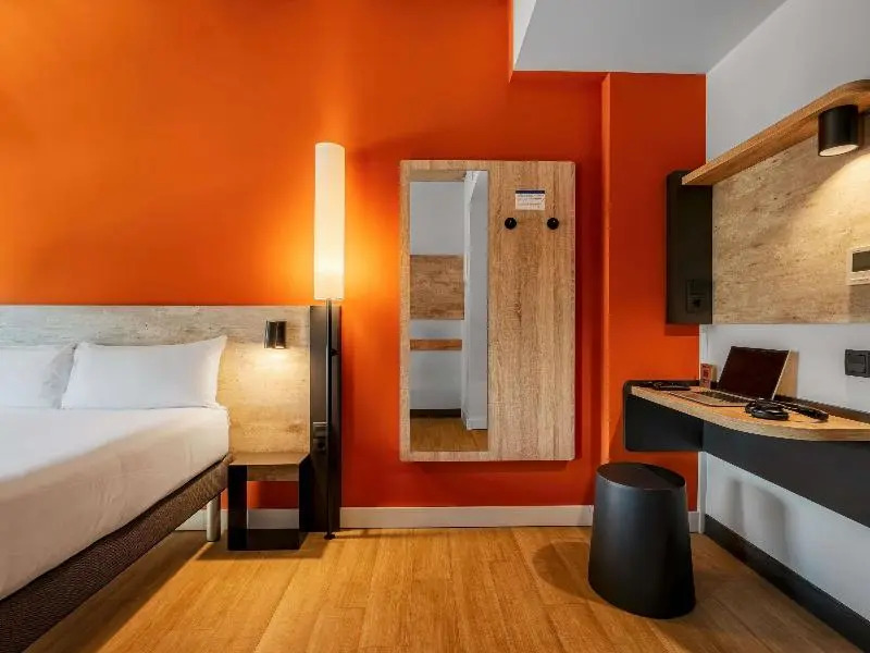 Двухместный номер Standard двуспальная кровать в Ibis Budget Madrid Aeropuerto