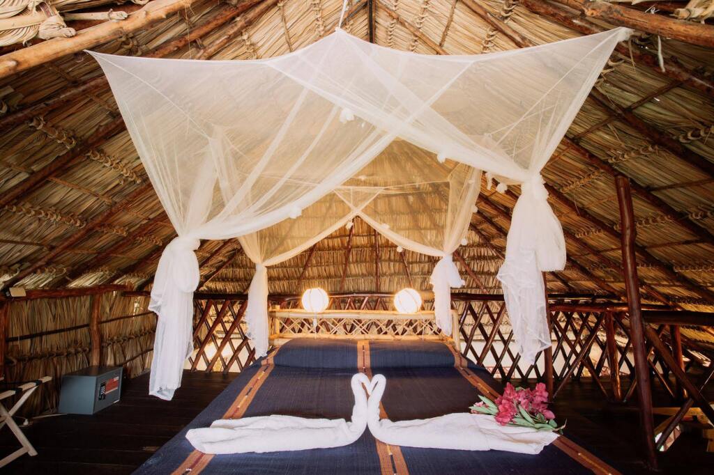 Hotel Punta Teonoste