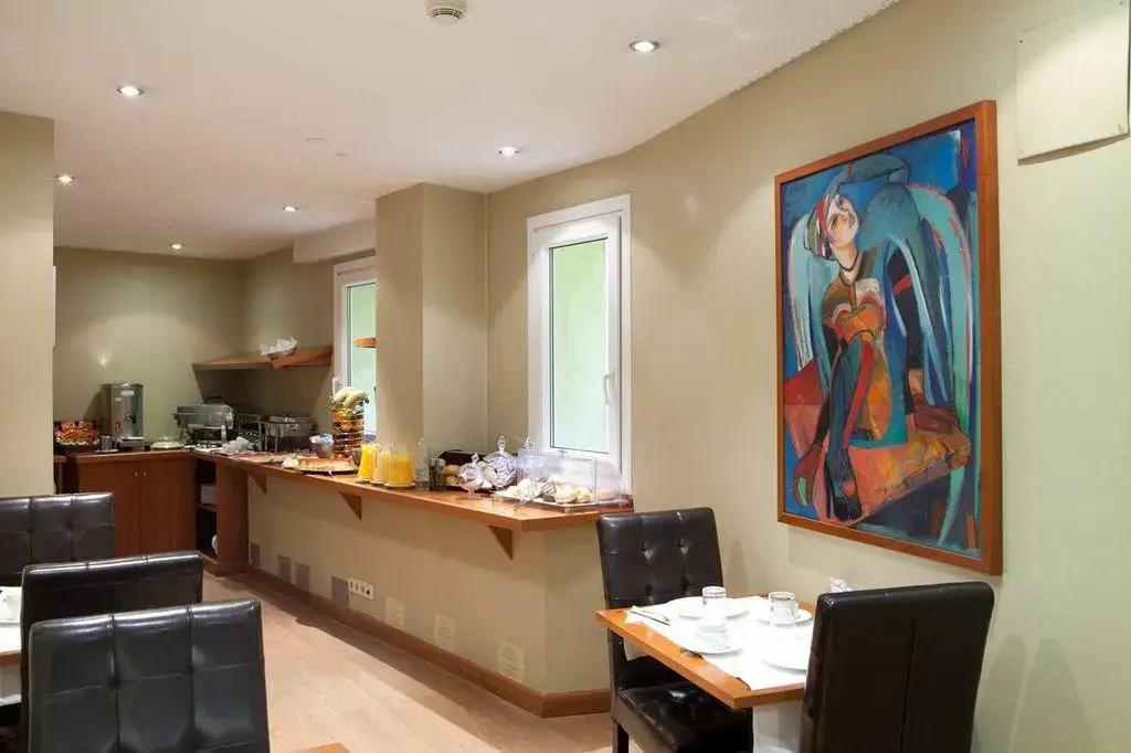 Hotel photo 12