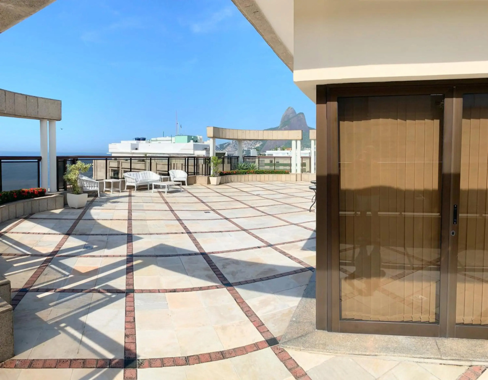 Ipanema Apart-hotel on the Beach
