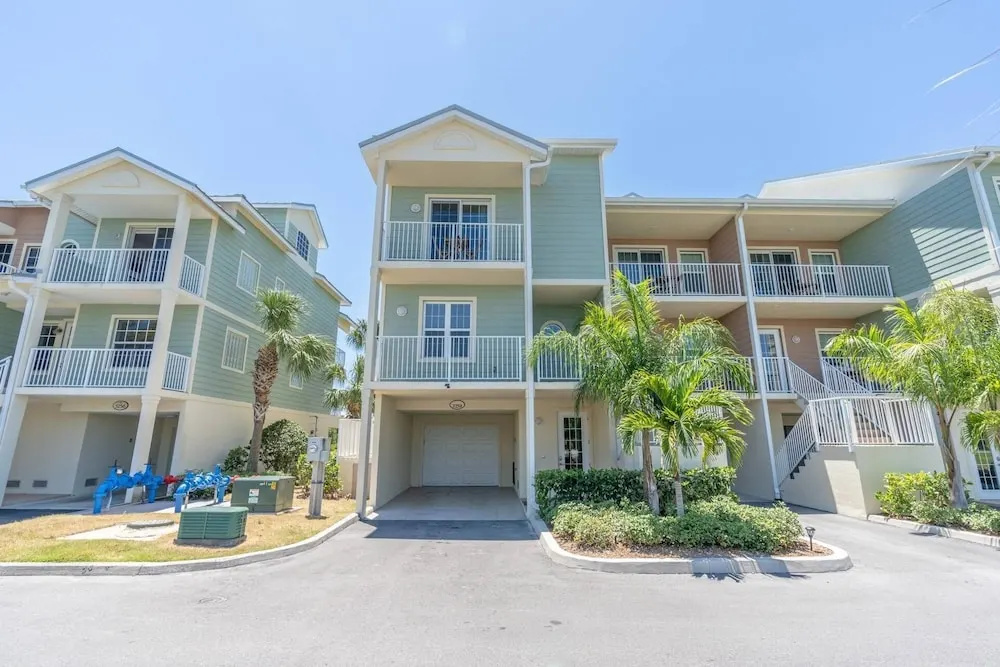 3258 Little Harbor