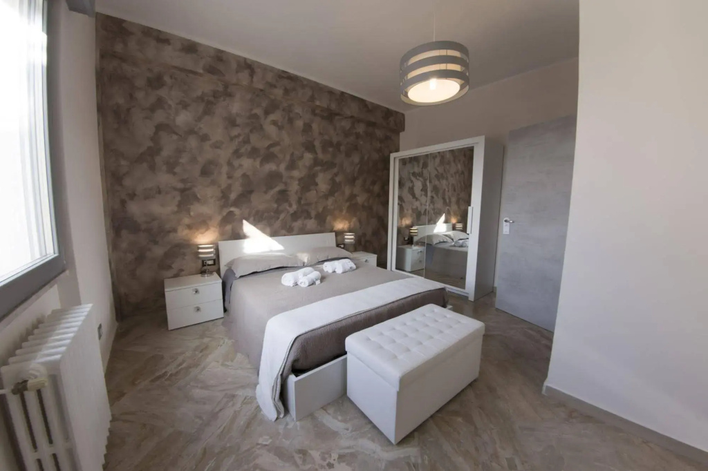 Penthouse Station Luxury Suites & Apts - Général