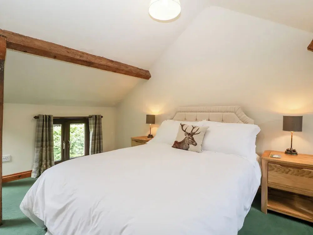 Redstart Cottage