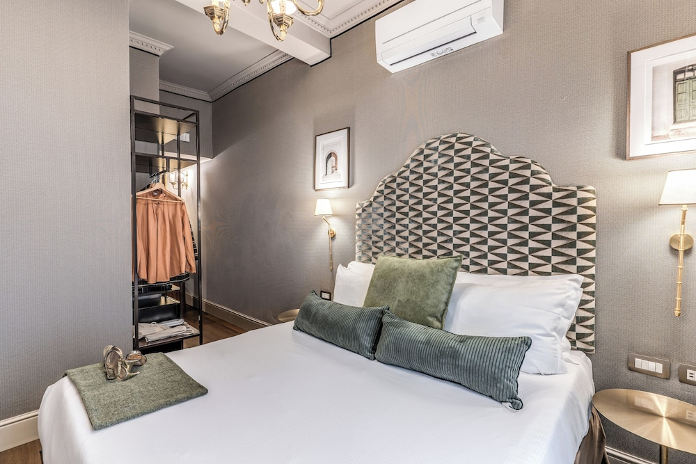 Comfort room