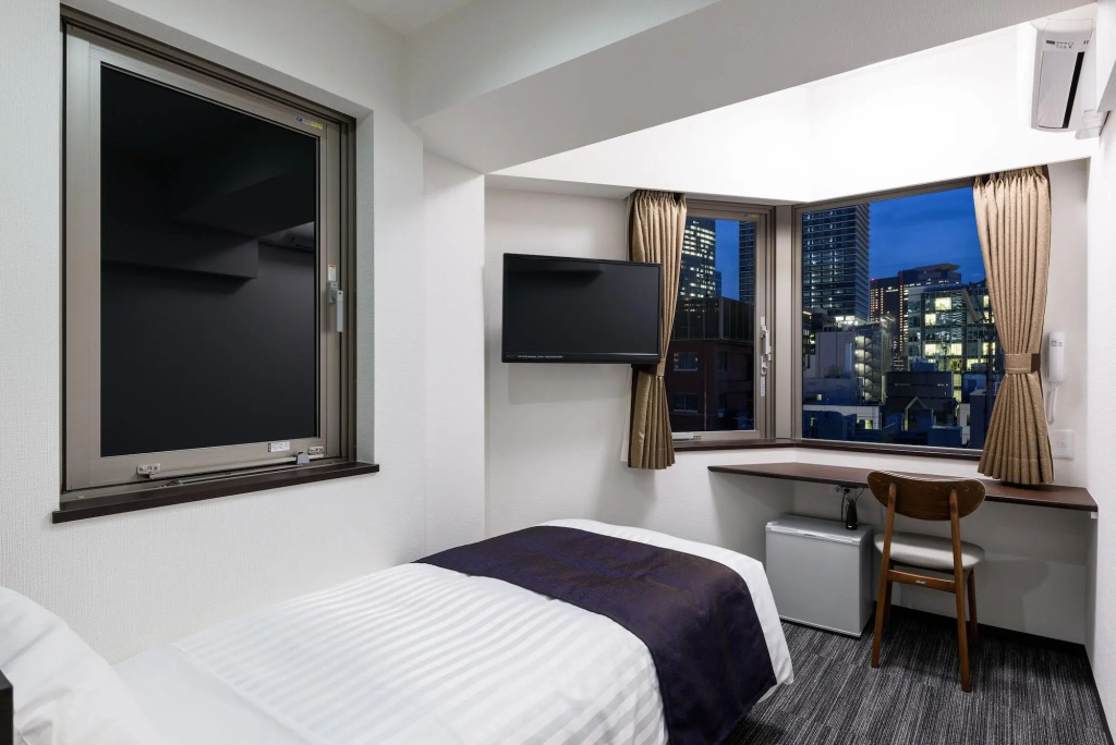 Отель Shimbashi Urban Hotel в Токио