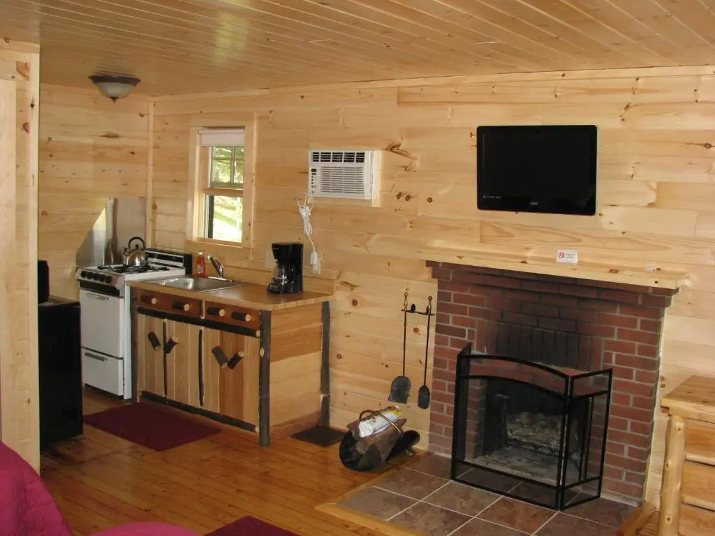 Pine Knoll Hotel - Chambres