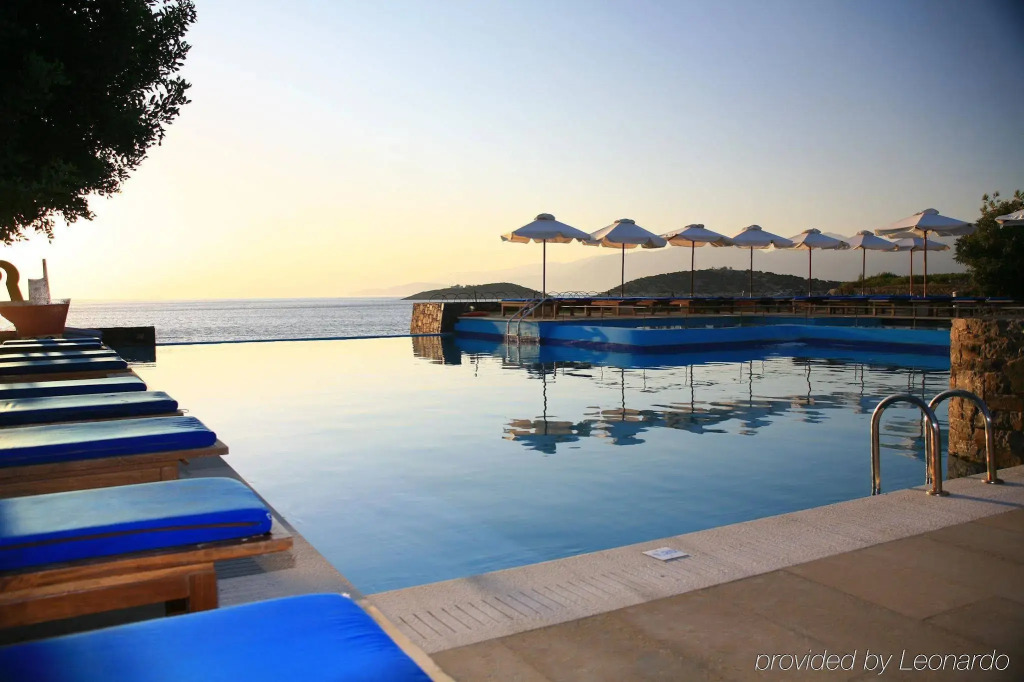 St. Nicolas Bay Resort Hotel & Villas - фото 46