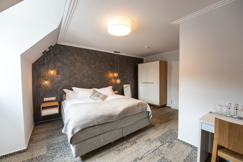 Economy Double room (full double bed)