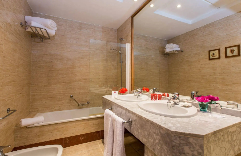 Sercotel Hmo Martina Hotel - Général