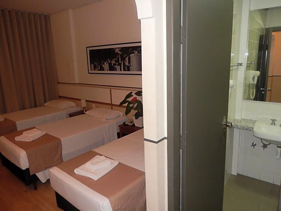 Номер Deluxe в Hotel Metropole