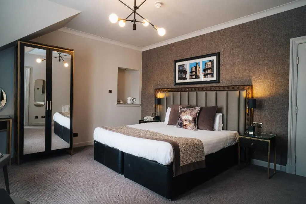 Number 10 Hotel - Chambres