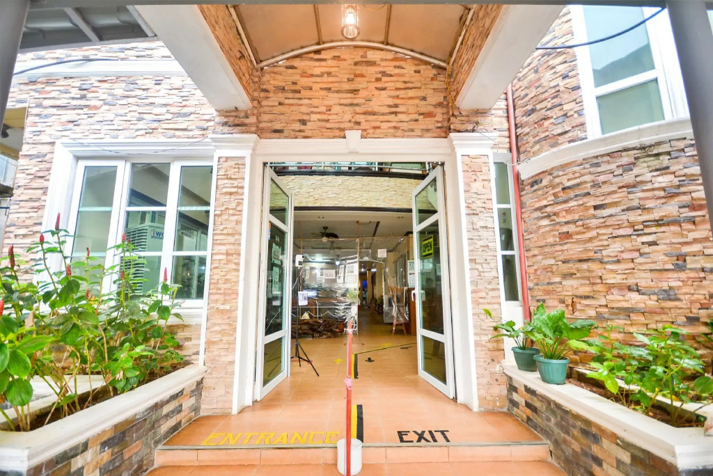 Boracay Breeze Resort