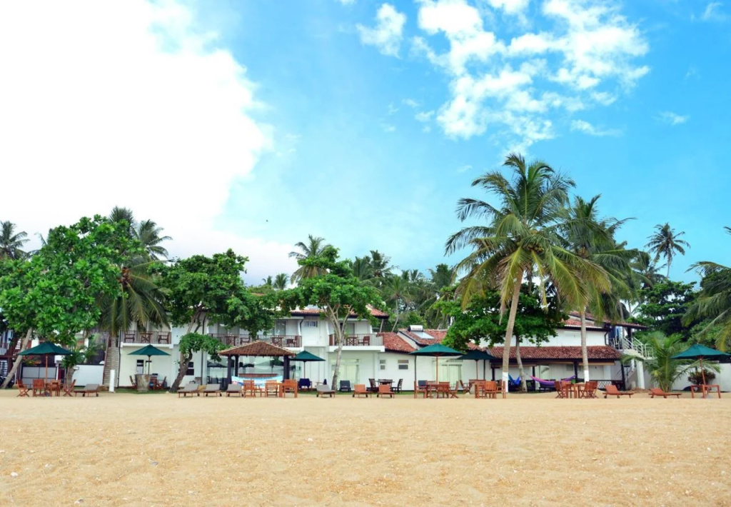 Beach & Waterfront