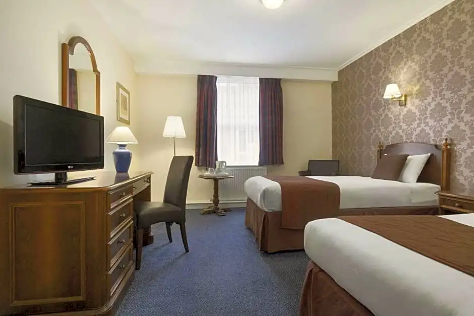 Ramada by Wyndham Crawley Gatwick - Chambres