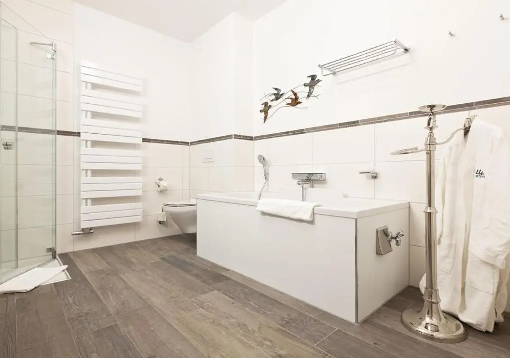 2 Bedrooms Apartment with view