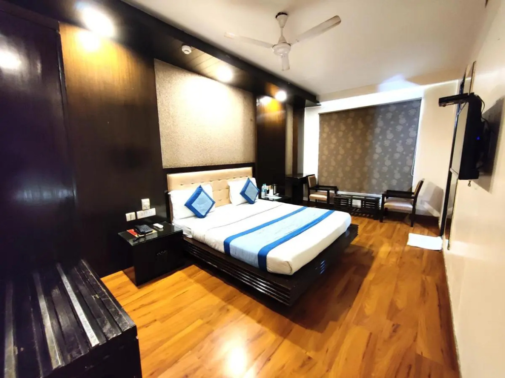 Hotel Delhi Pride