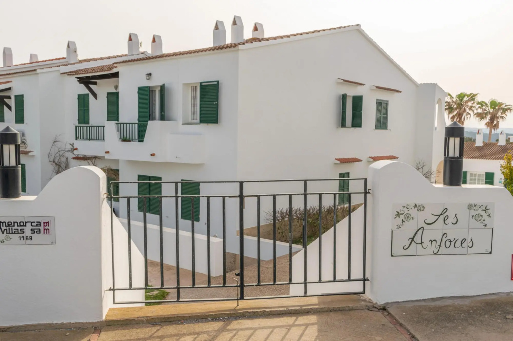 CA MINORICA - Beautiful flat with shared pool and access to the beach Free Wi-Fi