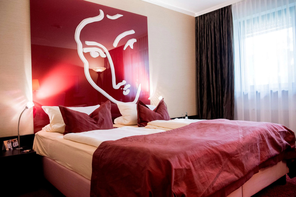 Superior Double room (full double bed)