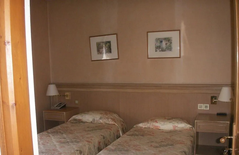 Voir la photo 3 — Blanche De Castille