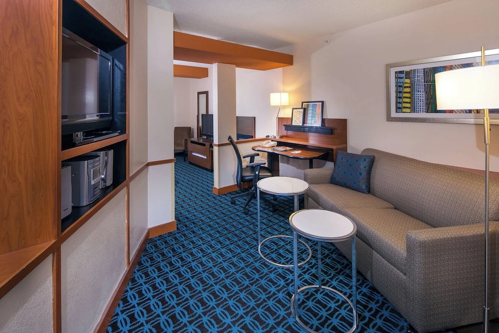 Double Suite (full double bed)