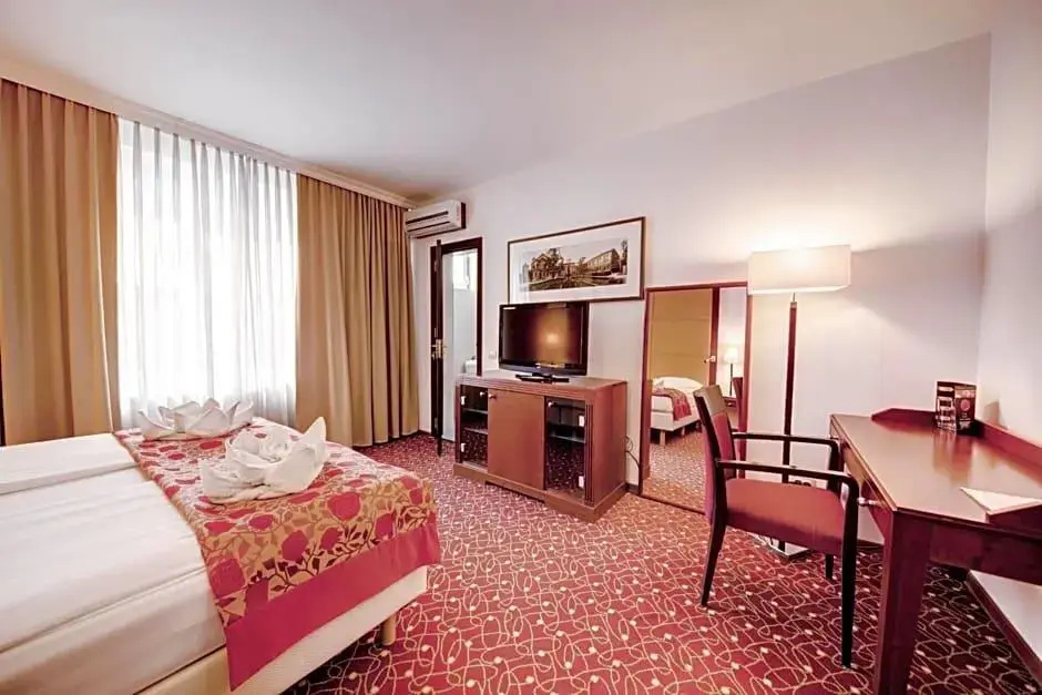 Hotel photo 28