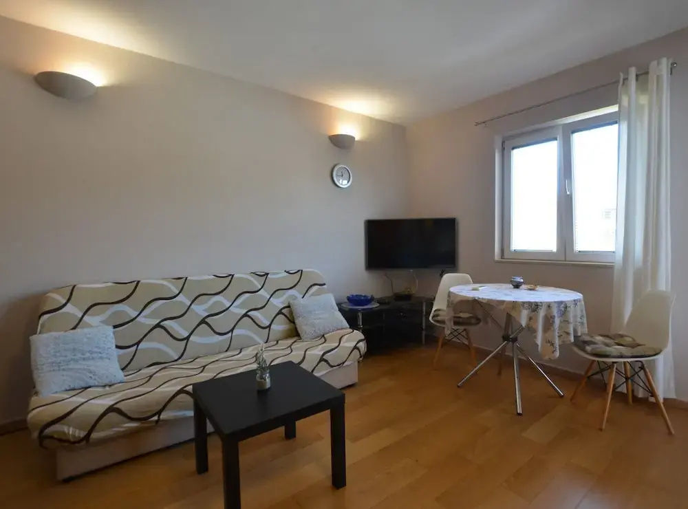 Charming Retreat Near Rovinj With Private Balcony