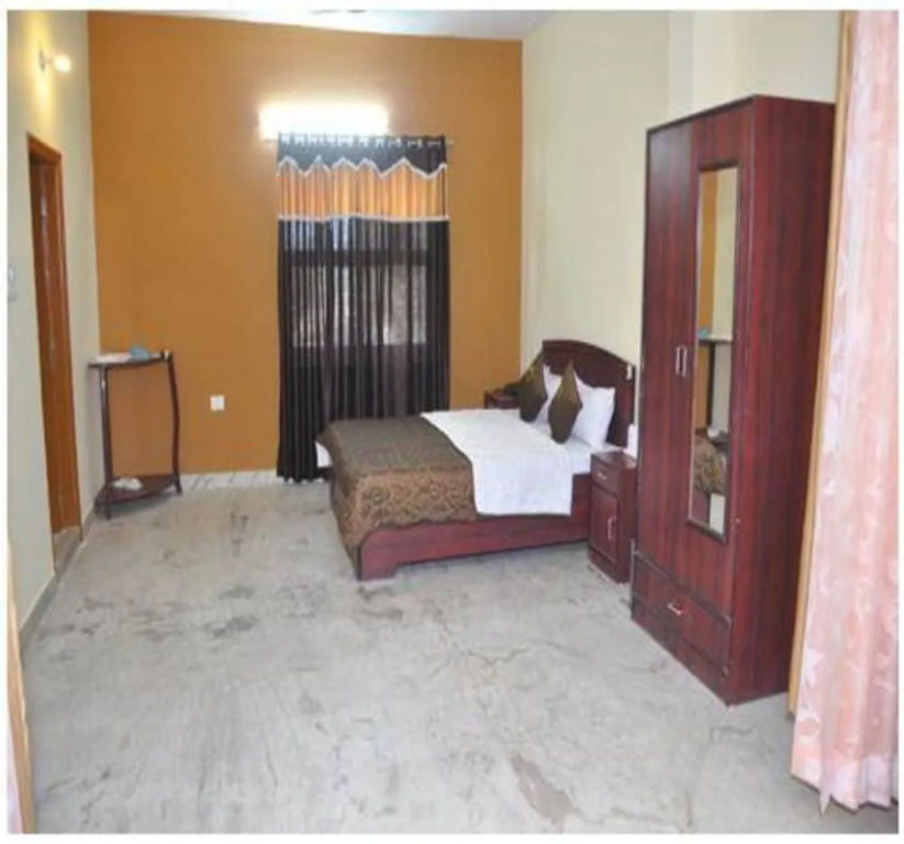 Jypore Saffron Inn & Suites - Général