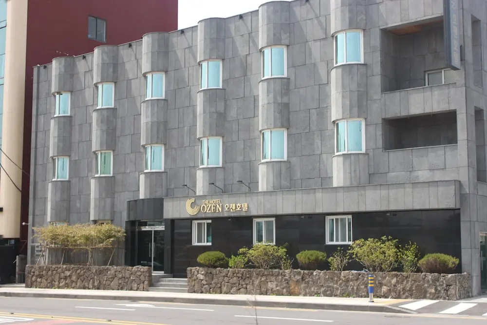 Hotel photo 12