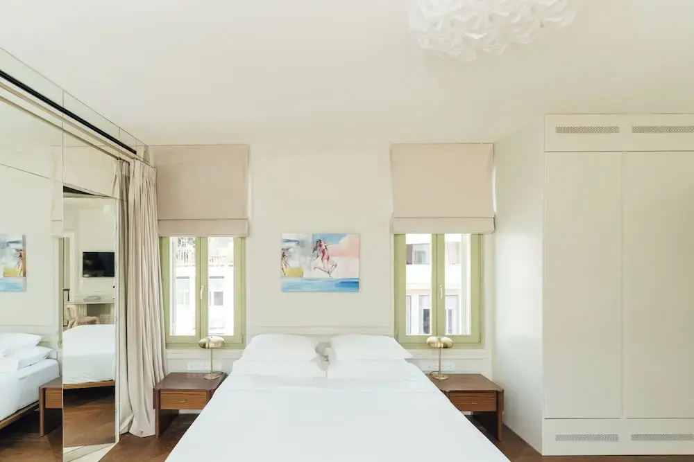 Superior Double room with balcony (full double bed)