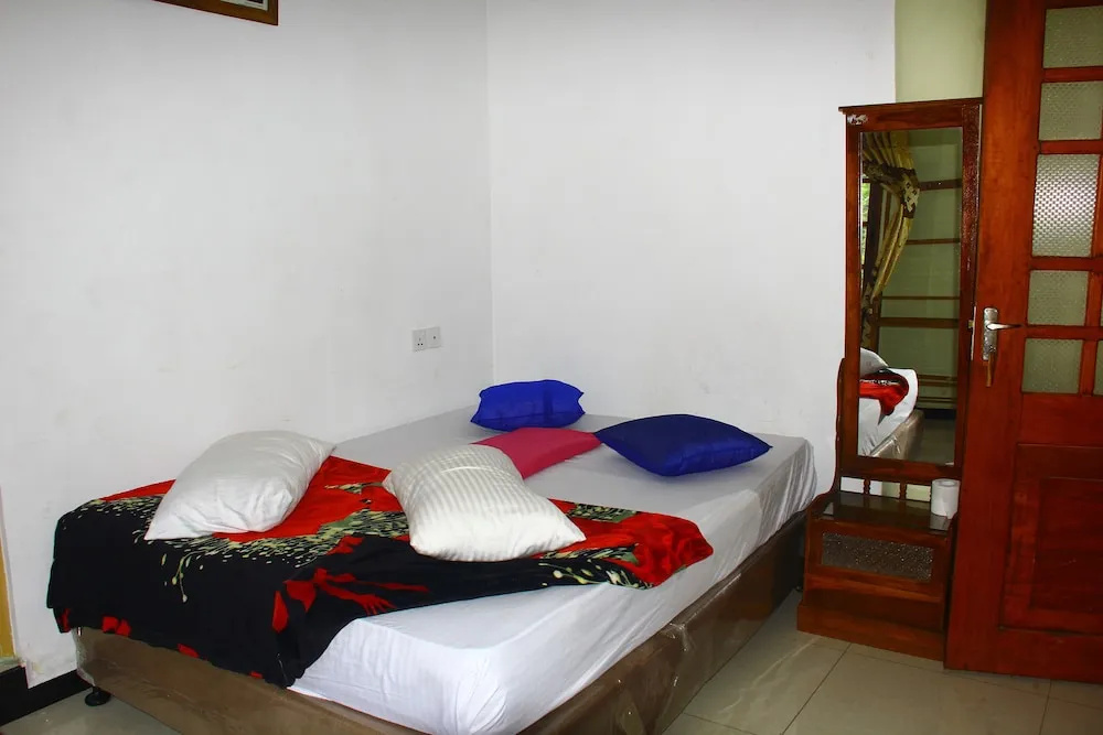 Deluxe Double room with balcony and with view full double bed
