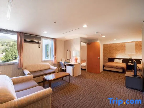Standard room with mountain view