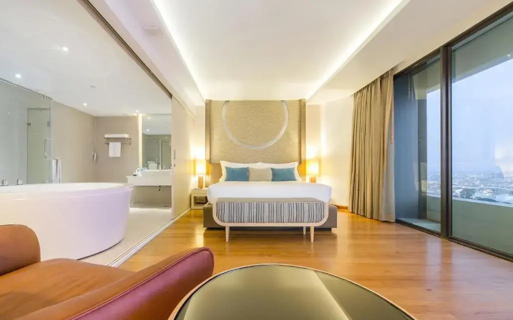 Top Star Duplex Suite with sea view