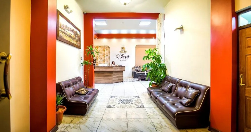Lobby & Reception