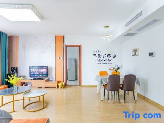 Тент с 3 комнатами с видом на море в Rizhao Shuohai Seaview Homestay (Wanpingkou Branch)