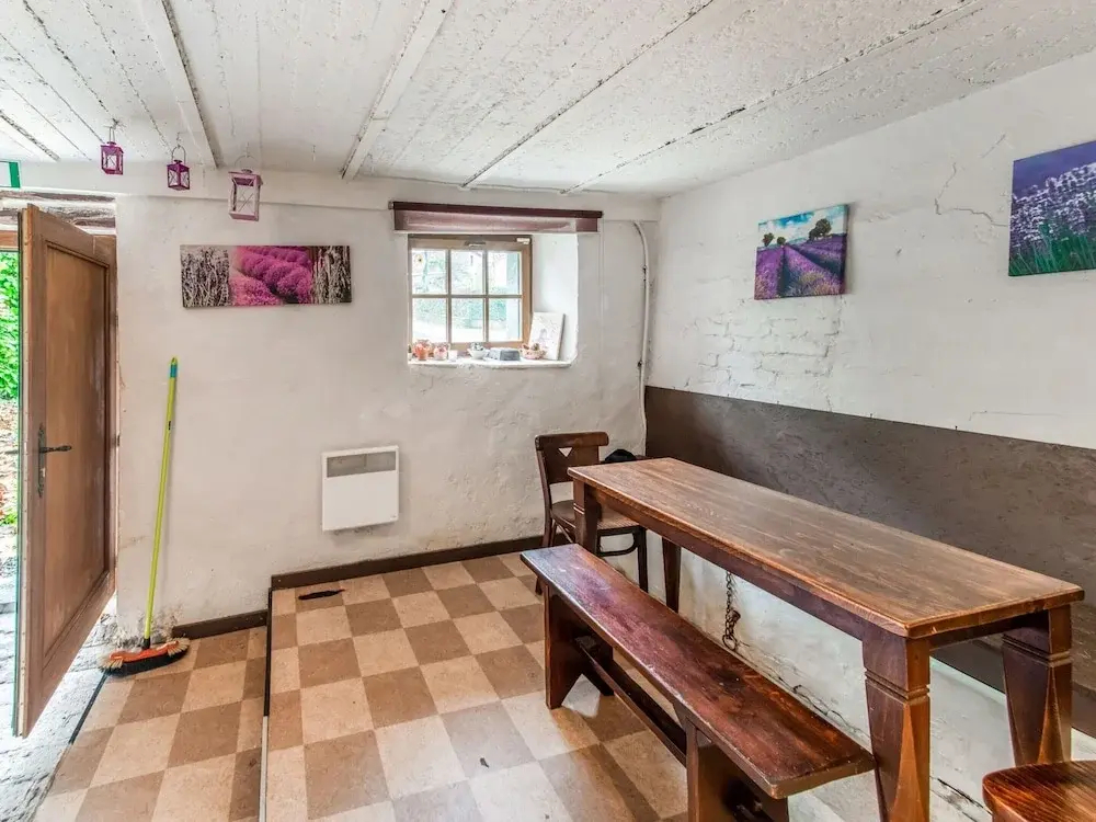 Characteristic Holiday Home in Cherain With Balcony - фото 11