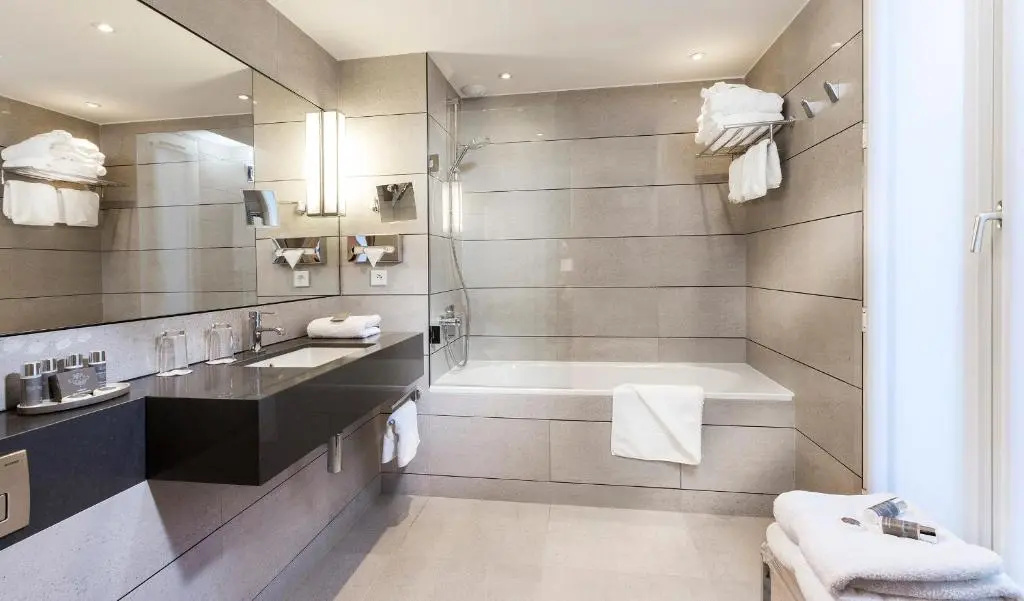 Superior Double room (full double bed)