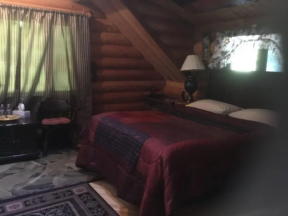 Redwood Log Cabin — фото 4