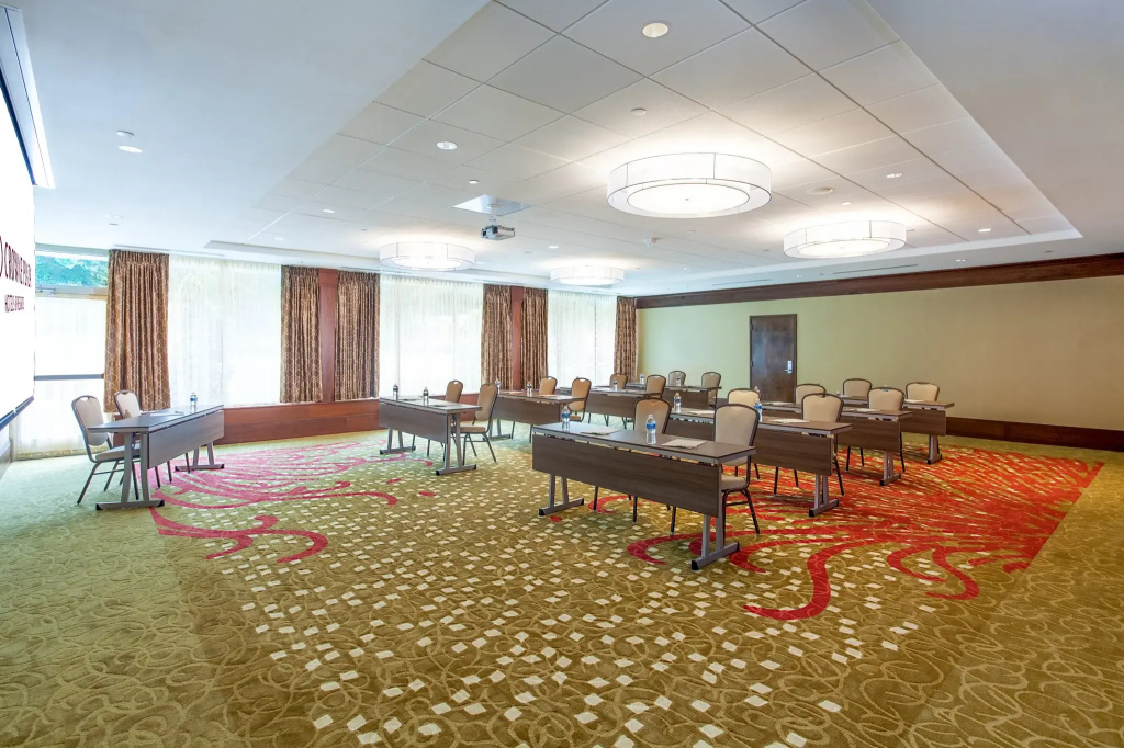 Holiday Inn Charlottesville-Monticello by IHG - Général