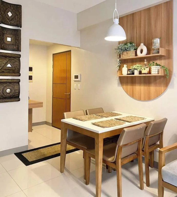 Economy Suite