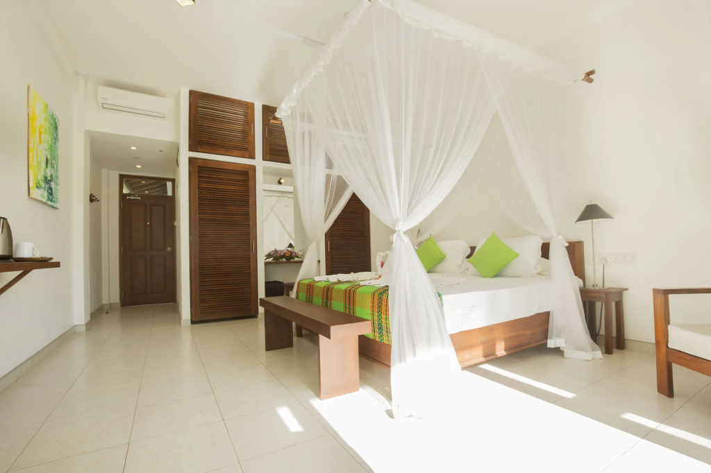 Rockside Beach Resort - Général